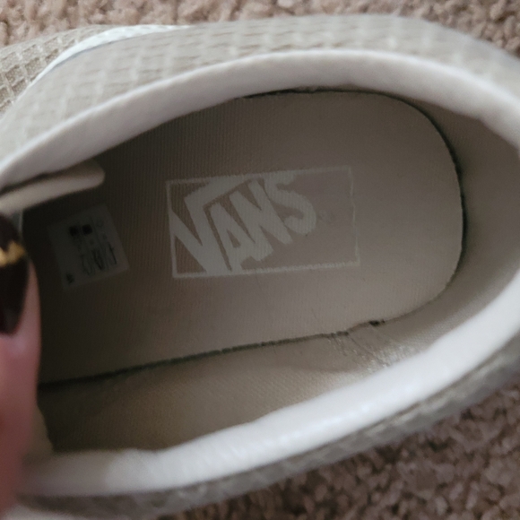 ๐ Vans old skool beige nude cream and white sneakers 8.5 - Picture 6 of 7